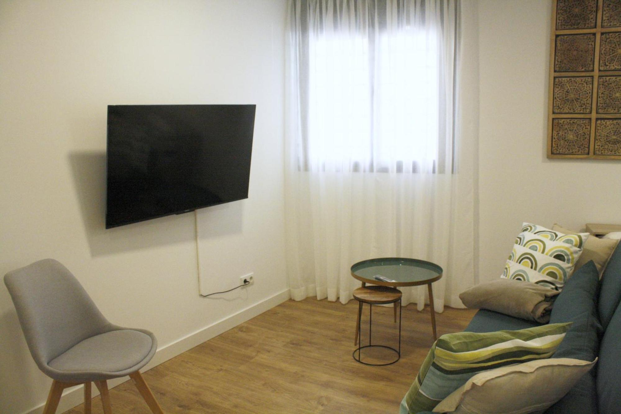 Madrid Urban Suites- Nuevo Apartahotel-7 Apartaments Boutique Full Equiped Exterior photo